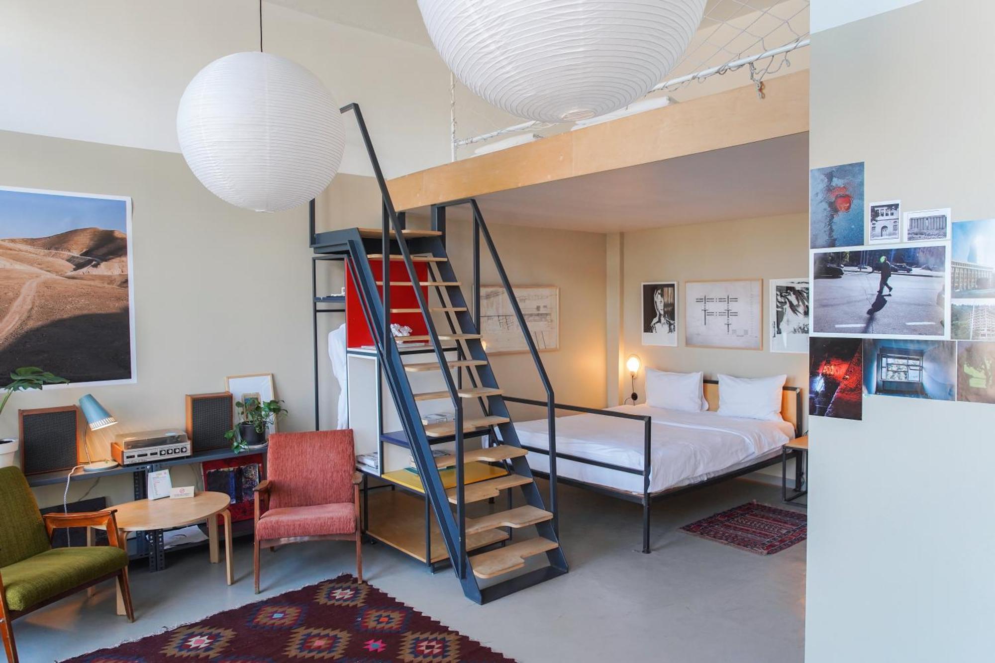 Fabrika Hostel & Suites Tiflis Dış mekan fotoğraf